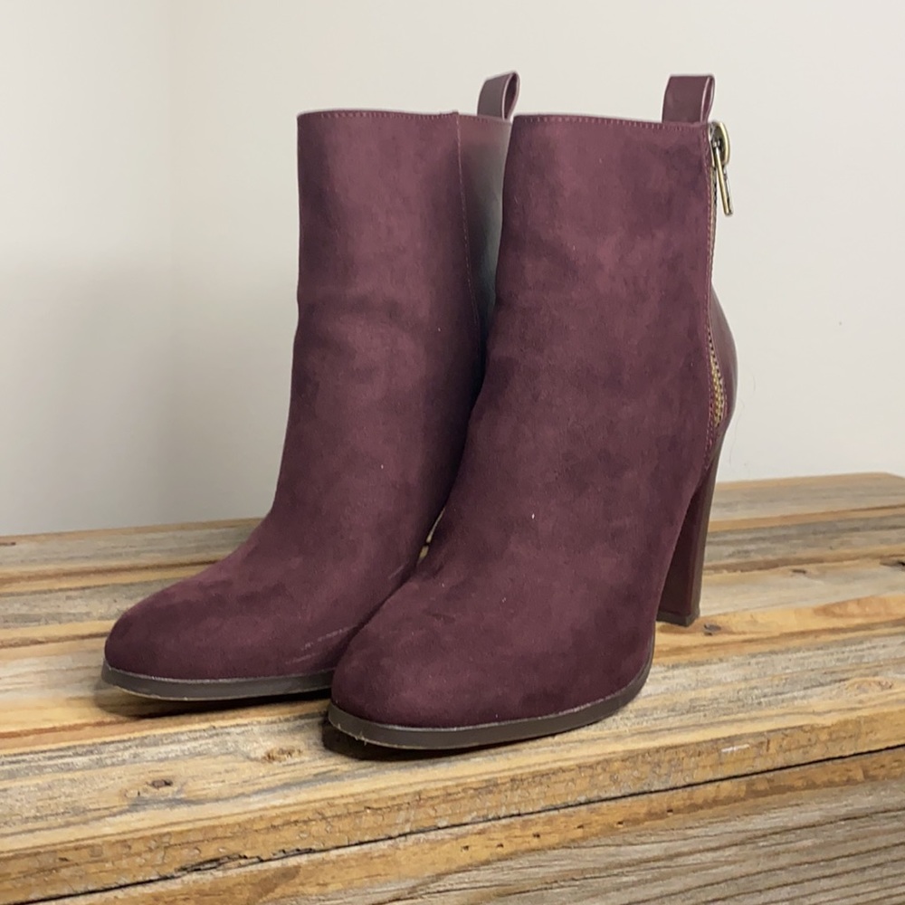 Bordeaux Booties 6.5 - Picture 2 of 5